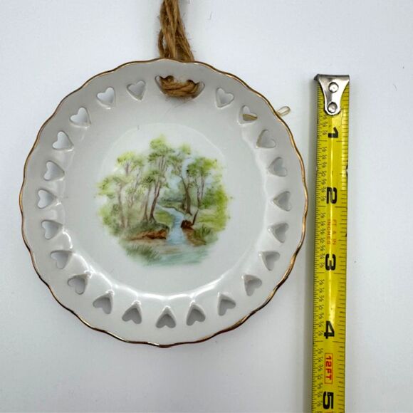 VTG Signed Hand Painted Forest Stream Reticulated Hearts Gold Tone Rim Dish 4"D - Picture 7 of 7
